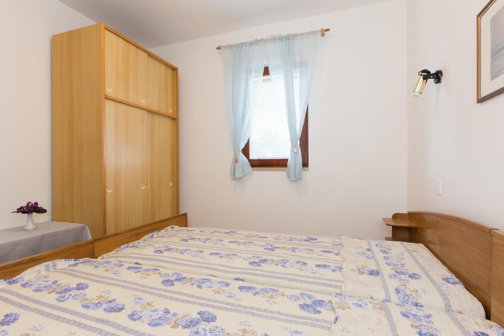 Apartment & Room Dinka, Krk 克尔克 客房 照片